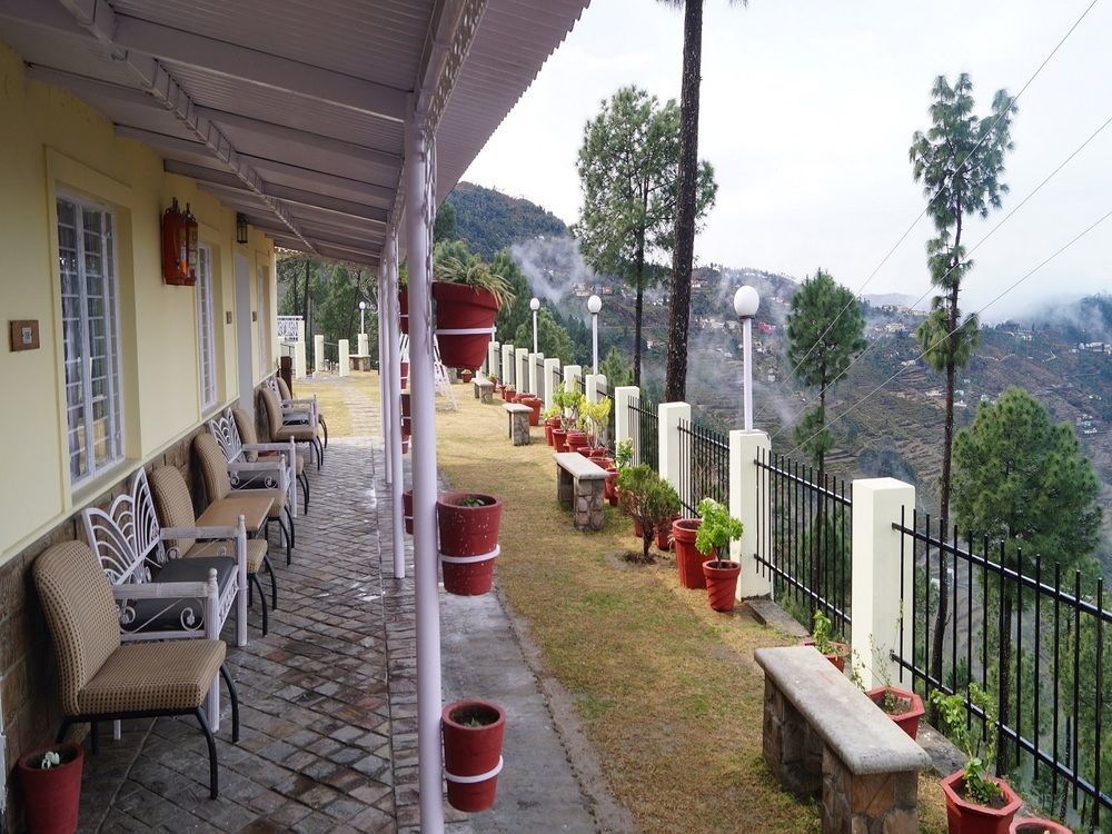 V Resorts Mumukshu Pauri Экстерьер фото