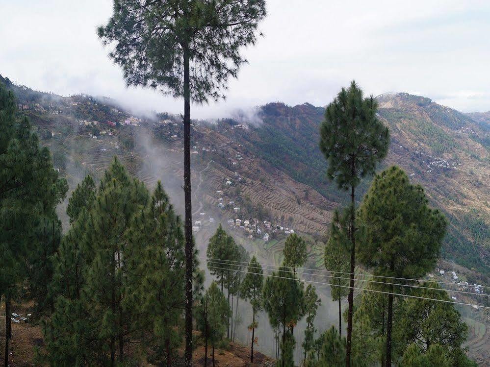 V Resorts Mumukshu Pauri Экстерьер фото
