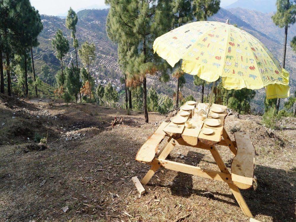 V Resorts Mumukshu Pauri Экстерьер фото